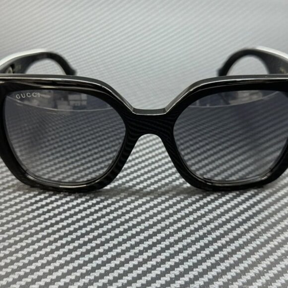 NEW Gucci White Stripe Women\'s Sunglasses main image 4